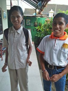 Gidion gaat naar school
